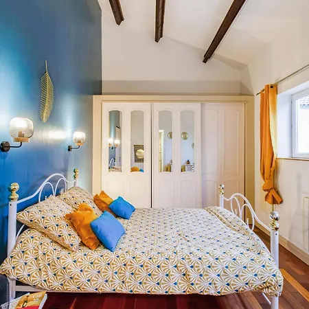 Holiday home 1 Bedroom In Savignac-sur-Leyze