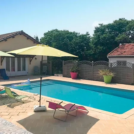 Holiday home 1 Bedroom In Savignac-sur-Leyze